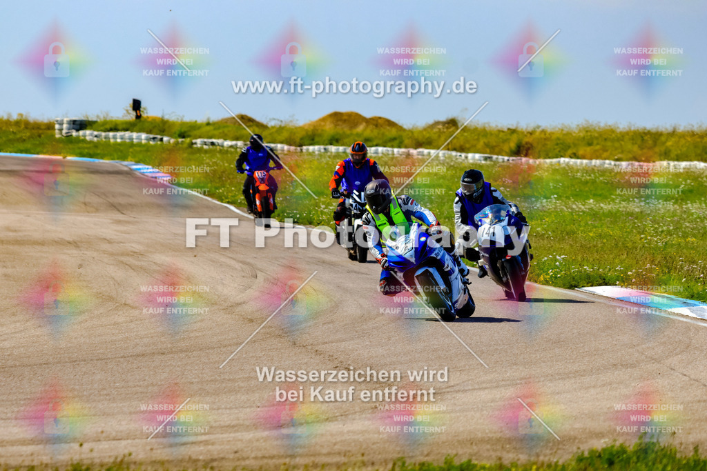 006-3884 | Hier findet Ihr Bilder von Touristenfahrten auf der Nürburgring Nordschleife oder von anderen Veranstaltungen die ich besucht habe. Viel Spass beim Durch Schauen 