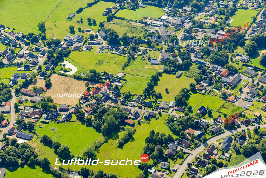Vs Google Maps Hamdorf - Die Luftaufnahme wurde 2025 vom UL-Flugzeug heraus erstellt ( keine Drohnenaufnahme ) - Hochauflösende Luftaufnahme - für Wandbilder und großformatige Ausdrucke geeignet. Das besondere Geschenk!Hier alle&nbsp;Infos zur Lizenzierung der LuftaufnahmeWir fliegen auch dieses Jahr wieder in Ihre Region um Luftbilder zu erstellen.- Luftbild anfragen