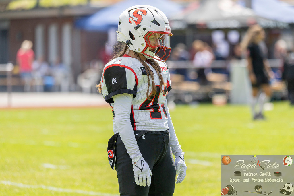 GFLW 1: German Football League Women 1: Rodgau Pioneers Ladies - Stuttgart Scorpions Sisters, 07.06.2026 | Melina Locher (Stuttgart Scorpions Sisters #43), Freisteller, Portrait / Porträt, Rodgau Pioneers Ladies - Stuttgart Scorpions Sisters, Rodgau, Maingau-Energie-Stadion "Am Weichsee", 7.6.2026 - Realisiert mit Pictrs.com