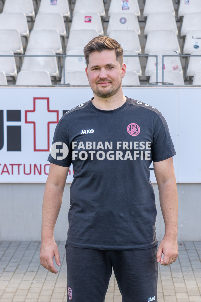 Rot-Weiss Essen; 3. Liga, Portraettermin 2026/2027, Foto: Eibner-Pressefoto/Fabian Friese | Niklas Trottenberg,Rot-Weiss Essen; 3. Liga, Portraettermin 2026/2027, Foto: Eibner-Pressefoto/Fabian Friese - Realisiert mit Pictrs.com