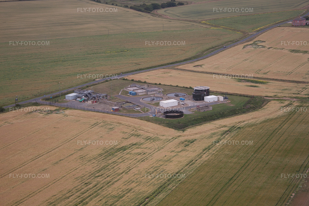 Aerial view: View of the town in Hollym in the state England, Great Britain. – Photo: IMG_58806.jpg taken on 07/20/2013 by Werner Riehm/FLY-FOTO.com – Resolution of the original: 4752 x 3168 px