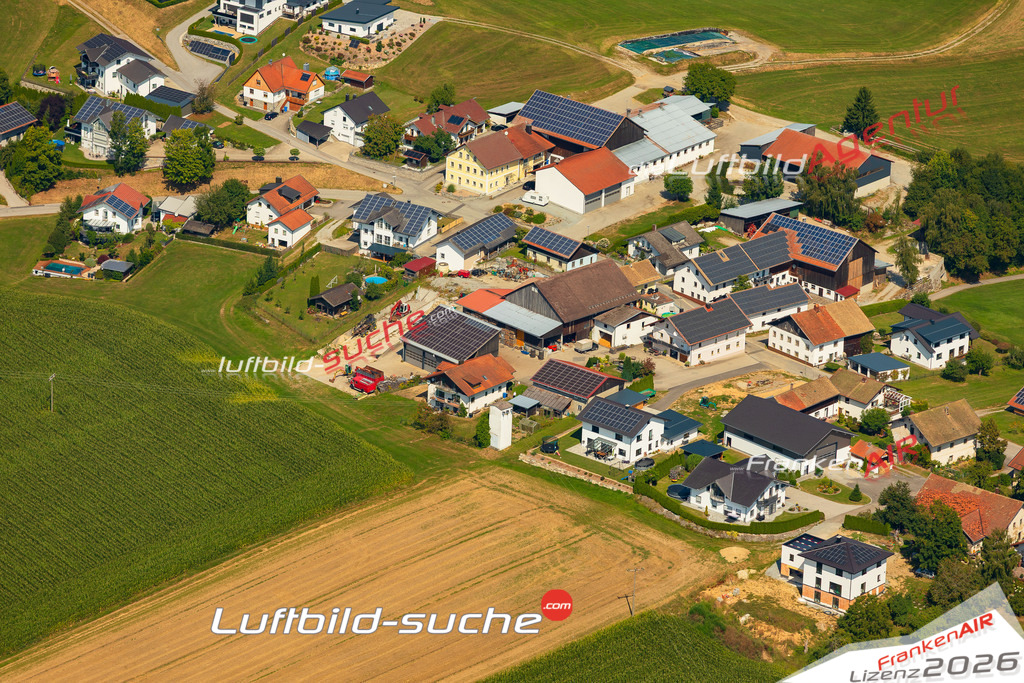 Schrägluftbild  Unterhöhenstetten  Waldkirchen - Das Luftbild wurde 2025 vom UL-Flugzeug heraus erstellt ( keine Drohne ) - Hochauflösende Luftaufnahme -Nicht vergleichbar mit Google Maps oder Satelittenbilder- Die Geschenkidee !Mit Lizenz und Bildrechte bestellbar