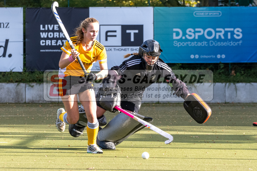 SFE_20231021_0236 | Deutsche Meisterschaft Weibliche U16 Halbfinale Düsseldorfer HC - Harvestehuder THC am 21.10.2023 in Köln (Düsseldorfer Hockeyclub 1905 e.V.), Photo: Stephan Fehrmann 2023 (Sports-Gallery)