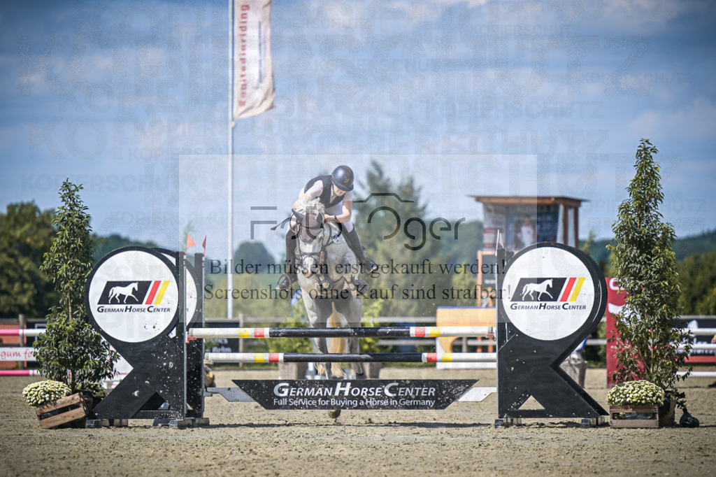 DOS_0835 | Entdecke hochwertige Reitturnierfotos von Foto Oger. Professionell, emotional und authentisch – jetzt Lieblingsmomente im Shop bestellen.Deutschlandweite Turnierfotografie. - Realisiert mit Pictrs.com