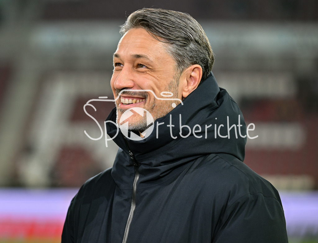 FC Augsburg - Borussia Dortmund | AUGSBURG, GERMANY - OCTOBER 31: Niko KOVAC headcoach Borussia Dortmund, interview, sky, happy, before the bundesliga match between FC Augsburg vs. Borussia Dortmund on matchday 9 at WWK Arena on October 31, 2025 in Augsburg, Germany / DFL REGULATIONS PROHIBIT ANY USE OF PHOTOGRAPHS AS IMAGE SEQUENCES AND/OR QUASI-VIDEO