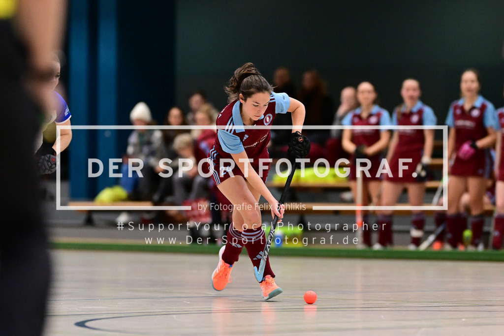 Hockey I Frauen I Halle 2024-2025 I 1. Bundesliga Nord I 7. Spieltag I Großflottbeker THGC - UHC Hamburg I 034083 | Der Sportfotograf. - Realisiert mit Pictrs.com