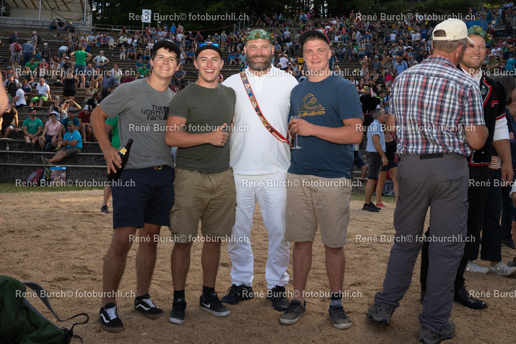 DSC07788 | René Burch leidenschaftlicher Fotograf aus Kerns in Obwalden.  Hier finden sie Sport, Landschaft und Natur Fotografie.
 - Realisiert mit Pictrs.com