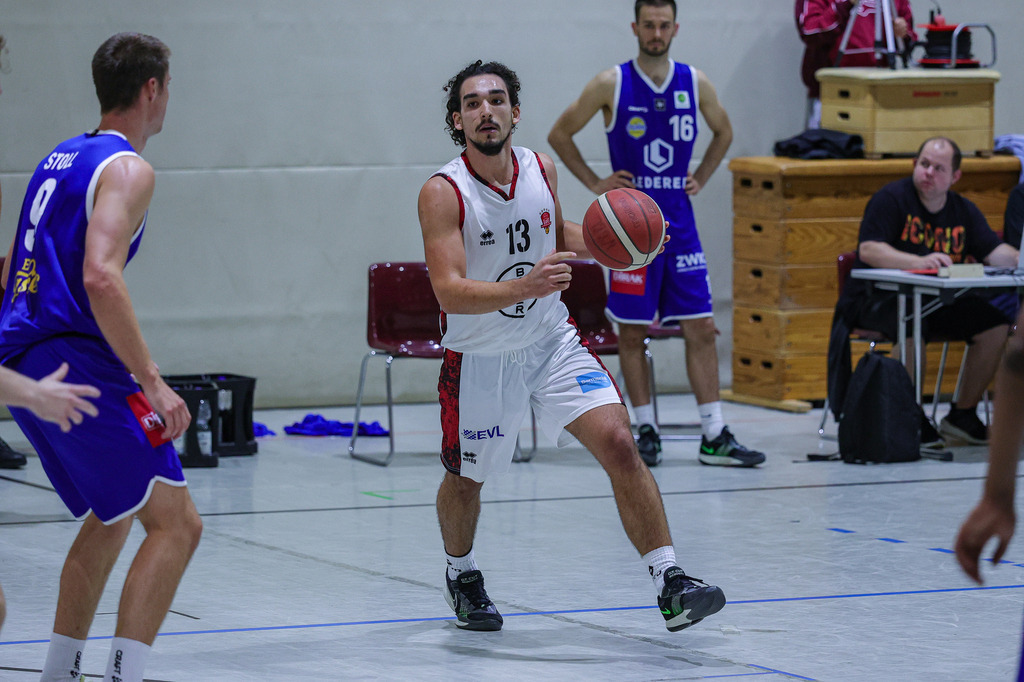 Regio Test BAYER GIANTS vs EN Baskets Schwelm-92 | Fotos von Basketballspielen aus dem Raum NRW fotografiert von Gero Mueller-Laschet und Daniel Schaefer - Realisiert mit Pictrs.com