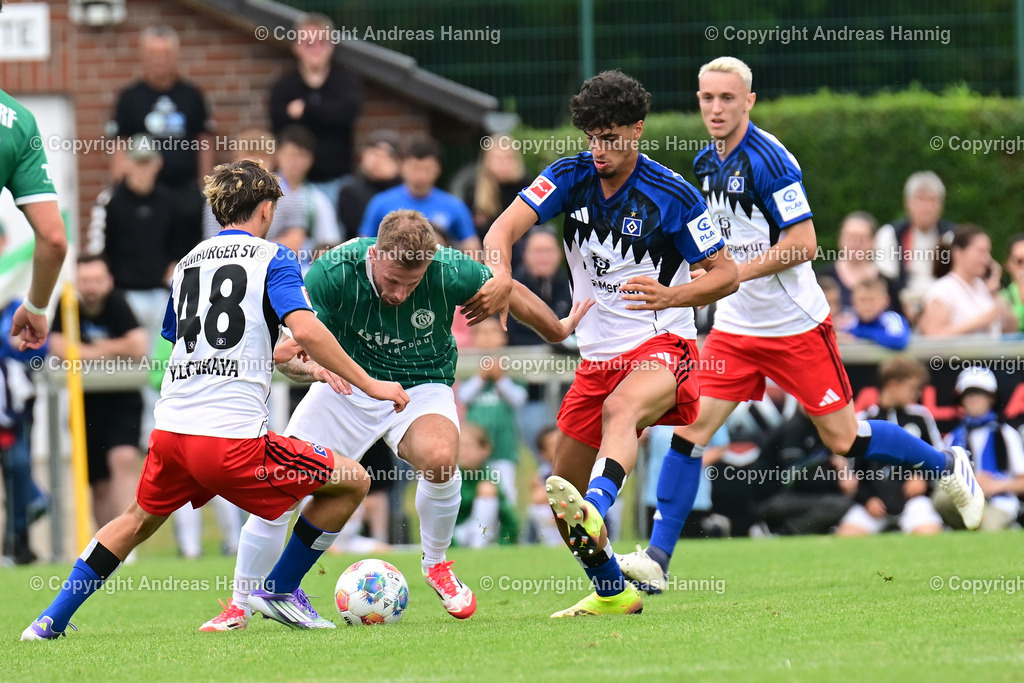 Fußball I Herren I Testspiel  I TSV Elstorf - Hamburger SV I 5.7.2025 | a-hannig - Realisiert mit Pictrs.com