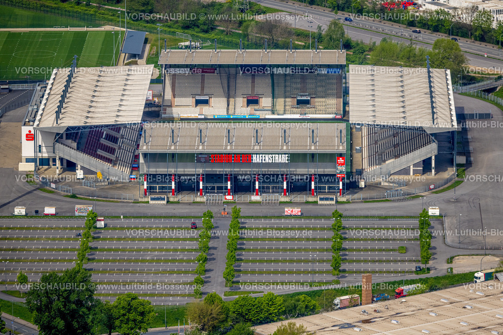 Essen240400524 | Luftbild, FußballStadion an der Hafenstraße des Clubs Rot-Weiss Essen, ,Essen, Ruhrgebiet, Nordrhein-Westfalen, Deutschland