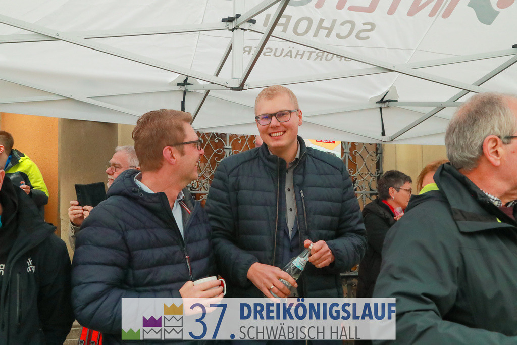 VR Bank Hauptlauf 10000m | 3 Koenigslauf 2023 - Realisiert mit Pictrs.com