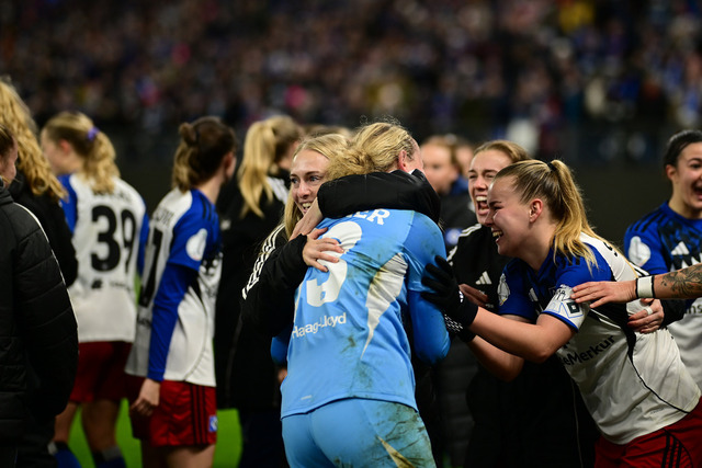 Fußball I Frauen I Saison 2025-2026 I DFB-Pokal I Achtelfinale I Hamburger SV - Bayer 04 Leverkusen I 18154 | Der Sportfotograf. - Realisiert mit Pictrs.com