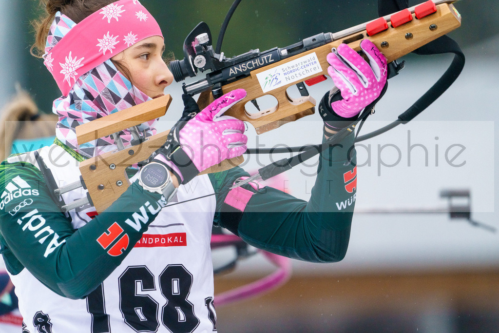 DP ARBER 9.-11.02.2024 | Unter schwierigen Bedingungen zauberte das OK ARBER-Team im Bayerischen Wald eine wettkampffähige Strecke im Arber Hohenzollern Skistadion.