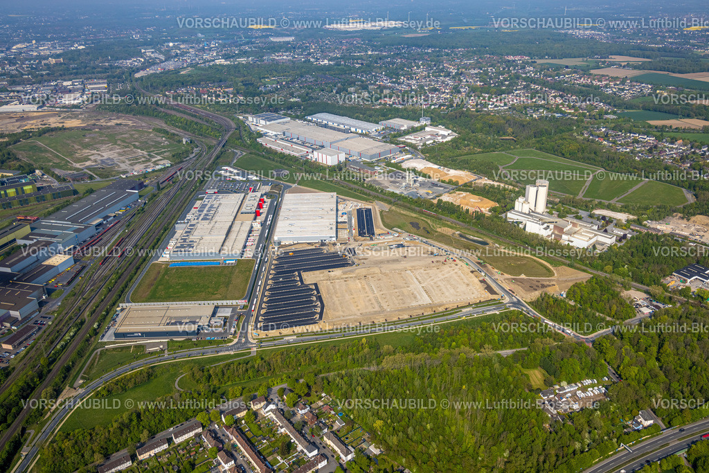 Dortmund220500057DORLOG | Luftbild, Gewerbegebiet Westfalenhütte, Baustelle für Prologis Park Dortmund DC2, Westfalenhütte, Walzwerkstraße Sinterstraße Kaiserstuhlstraße, REWE Logistik, DORLOG Dortmund Logistik, Borsigplatz, Dortmund, Ruhrgebiet, Nordrhein-Westfalen, Deutschland