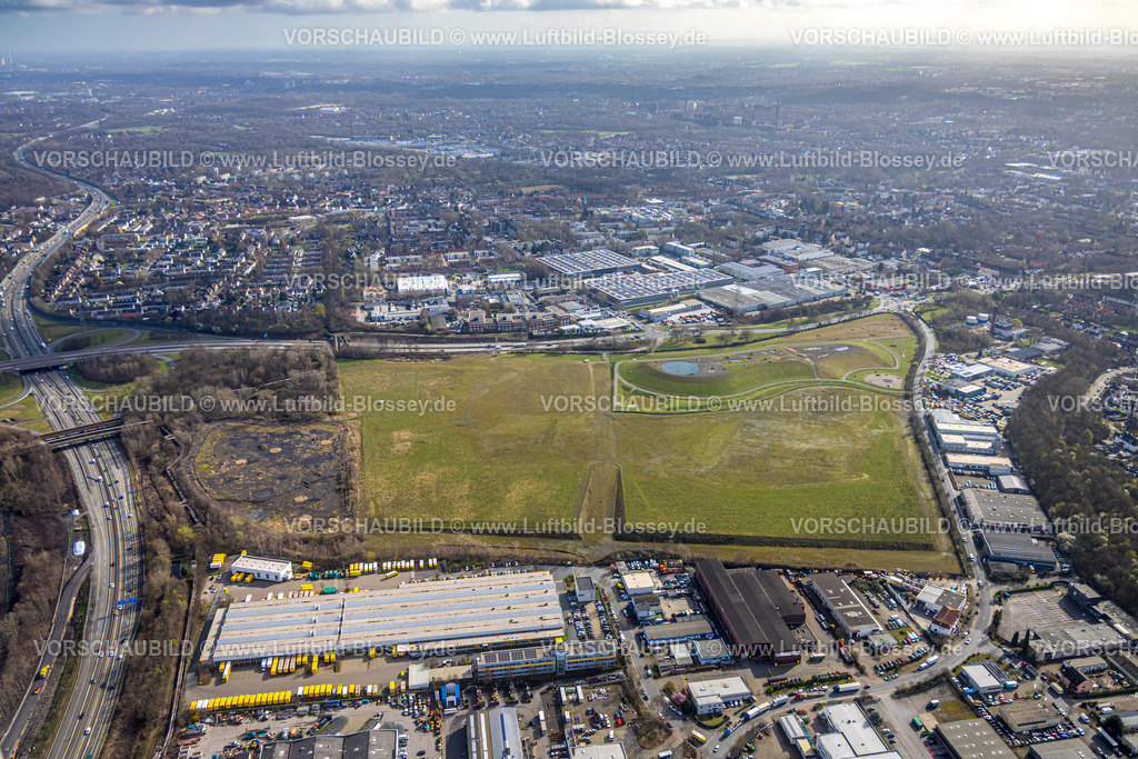Essen260305578FreiheitEmscher | Luftbild, „Freiheit Emscher“ großes interkommunalen Stadtentwicklungsprojekte in NRW, von Essen, Bottrop und RAG Montan Immobilien, 1.700 Hektar, inklusive 150 Hektar ehemaliger Bergbauflächen, entsteht bis ca. 2030 ein neuer, nachhaltiger urbaner Raum für innovat, , Vogelheim, Essen, Ruhrgebiet, Nordrhein-Westfalen, Deutschland
