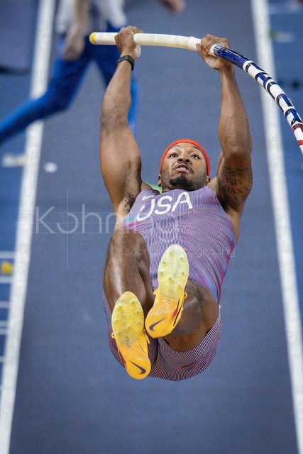 World Athletics Indoor Championships Kujawy Pomorze 26, 21.03.2026 | TORUN, POLAND - MARCH 21:  Kyle GARLAND (USA) competes in the men's pole valt of the heptathlon during the World Athletics Indoor Championships Kujawy Pomorze 26 on day 2 / session 1 at Kujawsko-Pomorska Arena Torun on March 21, 2026 in Torun, Poland. 