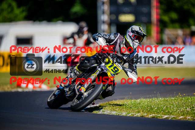 MaZZes_FotoMatrix_220702_1461 | S4