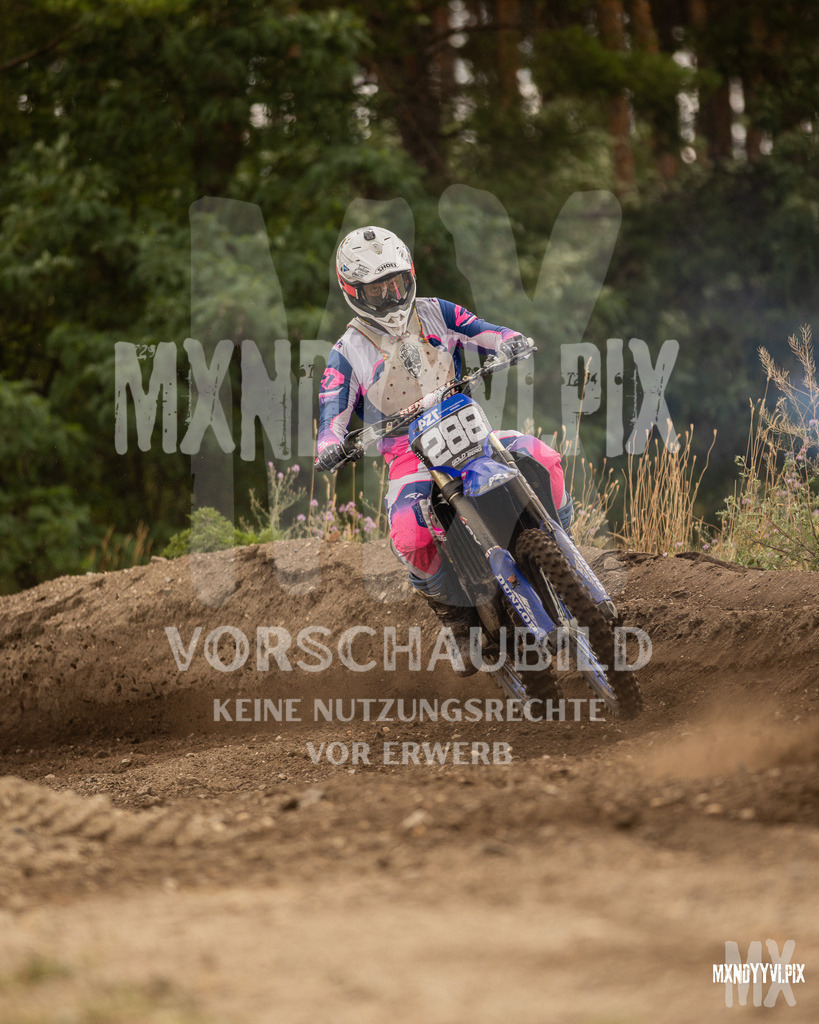 866A1555 | mxndyyvipix
