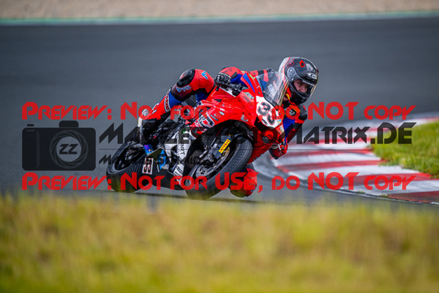 MaZZes_FotoMatrix_220521_1402 | Fotograf Mathias Schmid
Sportfotograf,
Eventfotograf,
Hochzeitsfotograf,
Portraitfotograf