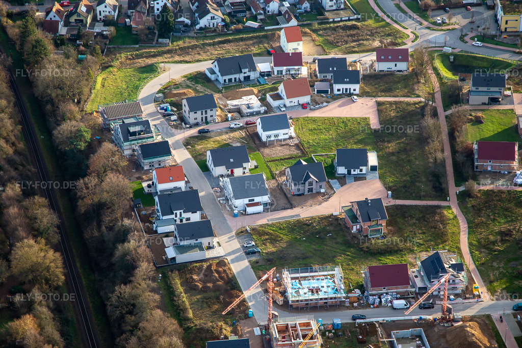 Luftbild: Neubaugebiet K2 Rosenweg in Kandel im Bundesland Rheinland-Pfalz in Deutschland. Foto: IMG_135774.jpg vom 03.01.2023 durch Werner Riehm/FLY-FOTO.de