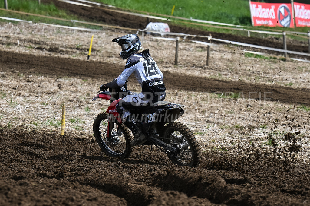 Motocross Schlatt bei Winterthur - 29. April 2023 | #128 Boesch Joel aus Kaltbrunn (CH) auf KTM in der Kategorie MX2 am Motocross Schlatt bei Winterthur, 29. April 2023.
Instagram: @mx_schlatt | @mc_wila | @sam_schweiz
Bild: Sportfotografie Markus Aeschimann | www.markus-aeschimann.ch - Realisiert mit Pictrs.com