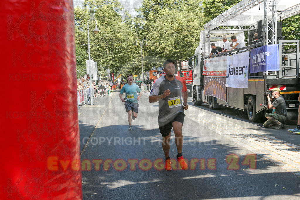 250621_1042_EX1_2195 | Sportfotografie im Rhein-Sieg Kreis, Köln, Bonn, NRW, Rheinland Pfalz, Hessen, etc. Unser Tätigkeitsfeld umfasst den Laufsport vom Volkslauf über den Marathon, Duathlon, Triathon bis zum Ultralauf wie Kölnpfad Ultra oder Schindertrail.