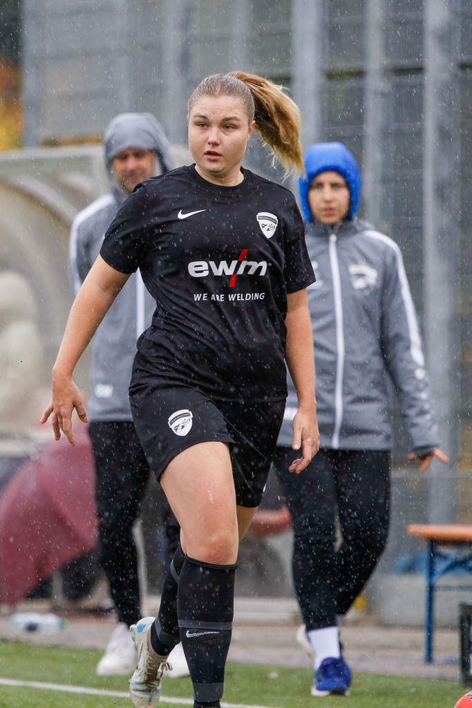 FCHHOH_251005_8586 | 1.FC Heidenheim 1846 II vs. SGM Hohenmemmingen/Sontheim, Fußball, Frauen, Bezirksliga, 2025/2026, 4. Spieltag, 05.10.2025 in Heidenheim, Kunstrasen b. Voith-Arena West(Foto: Michael Bulling) - Realisiert mit Pictrs.com