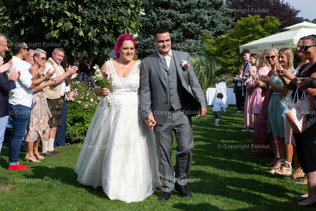 KERSTINFREDYHOCHZEIT_260822_157 | bilder, linz, photo, foto, fussball, sport, fotolui, bundesliga