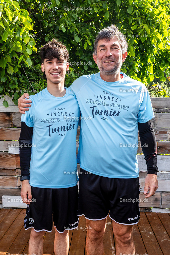 2025-200076003-Vater-Sohn-Turnier-Familienfotos | Pinar Atalay, Bundeskanzler Friedrich Merz 29.05.2025; Berlin Foto: Gerold Rebsch - www.beachpics.de