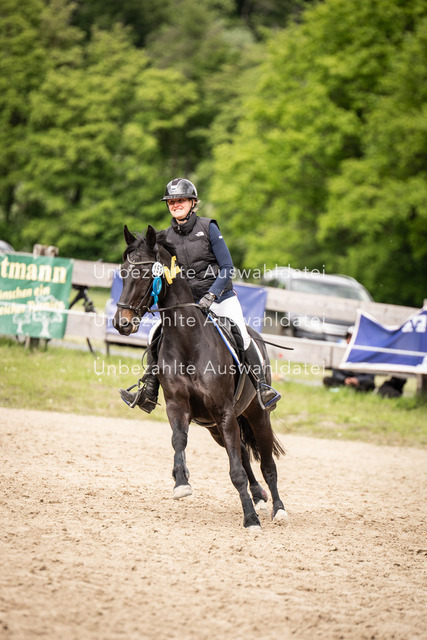 Bad_Meinberg_00733 | saradresslerfotografie - Realisiert mit Pictrs.com