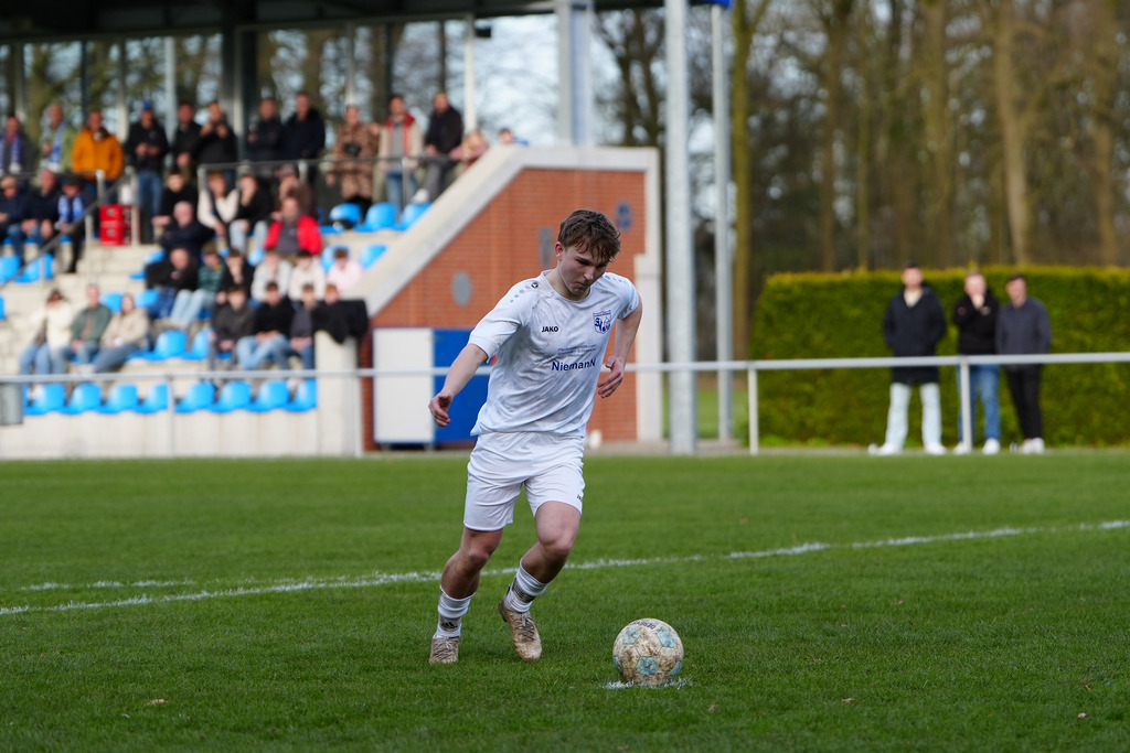 Fußball I Herren I Saison 2025-2026 I Halbfinale Kreispokal VEC I  BW Langförden - TV Dinklage II I 19824 | jns.sportfotos - Realisiert mit Pictrs.com
