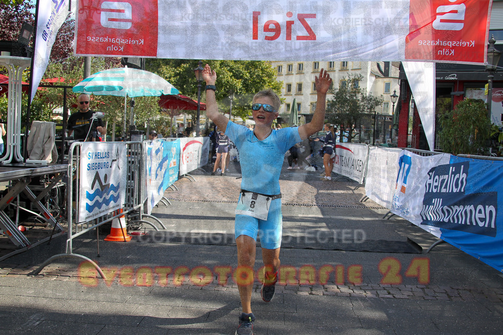 250824_1140_EV4_9002 | Sportfotografie im Rhein-Sieg Kreis, Köln, Bonn, NRW, Rheinland Pfalz, Hessen, etc. Unser Tätigkeitsfeld umfasst den Laufsport vom Volkslauf über den Marathon, Duathlon, Triathon bis zum Ultralauf wie Kölnpfad Ultra oder Schindertrail.