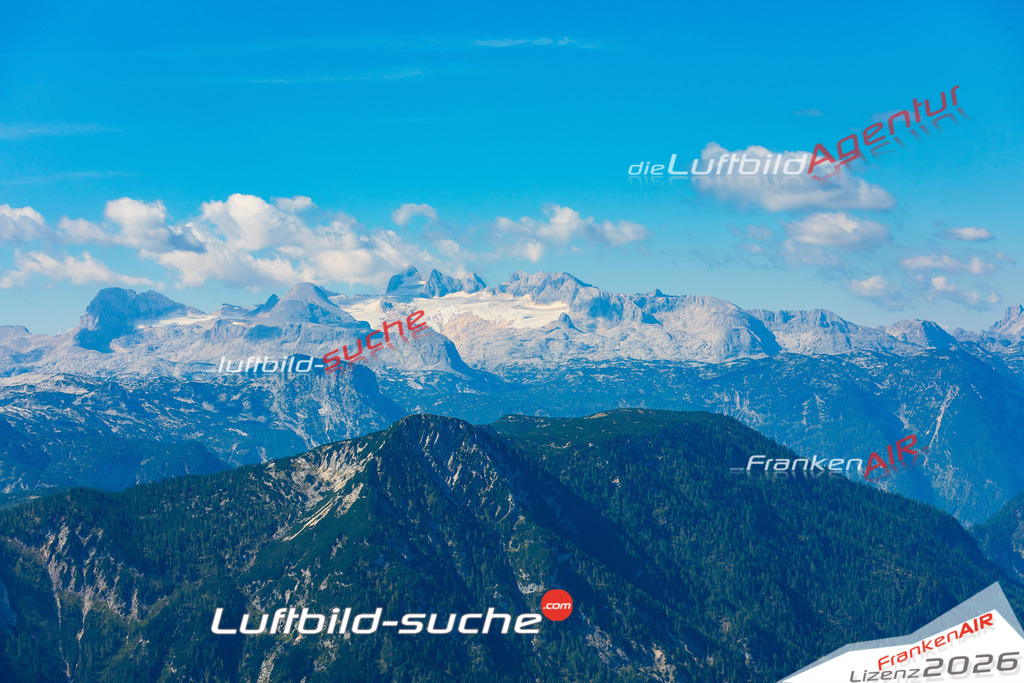 Luftbild Vs Google Maps  Dachstein Gletscher  Hallstatt -Das Luftbild wurde 2025 vom UL-Flugzeug heraus erstellt ( keine Drohne ) - Hochauflösende Luftaufnahme -Nicht vergleichbar mit Google Maps oder Satelittenbilder- Die Geschenkidee !Mit Lizenz und Bildrechte bestellbar