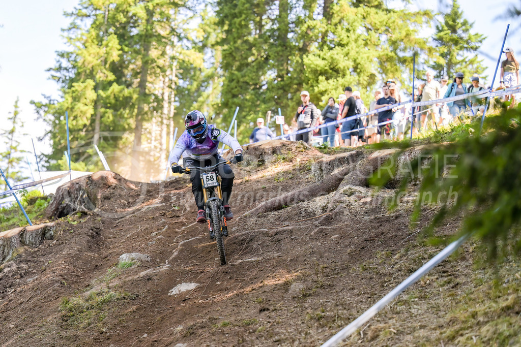 UCI Mountain Bike World Cup Lenzerheide 2022 - Downhill - 9. July 2022 | UCI Mountain Bike World Cup Lenzerheide 2022 - Downhill
Bike Kingdom, Lenzerheide
#58 CABIROU Rudy (FRA)
Bild: Sportfotografie Markus Aeschimann | www.markus-aeschimann.ch - Realisiert mit Pictrs.com