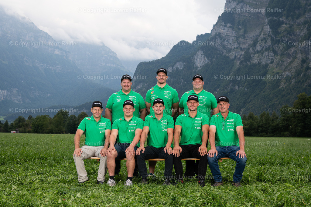Schwingen -  ESAF Team NOSV 2025 | Mollis, 22.8.25, Schwingen - ESAF Team NOSV.Schwing-Club am Ottenberg mit Betreuer