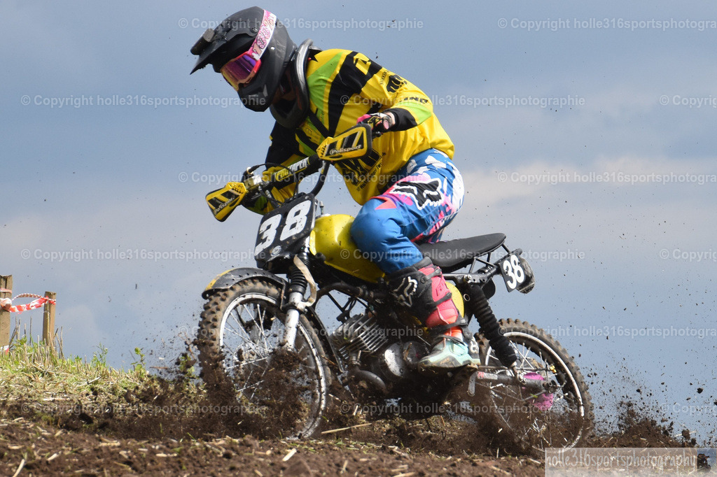 DSC_0046_01 (2) | Sportfotografie , Motorsport, Motoross, Reitsport, Mointainbike, Enduro,
Landschaft , Outdoor, Eventfotografie, Landschaft, Bilder online bestellen - Realisiert mit Pictrs.com