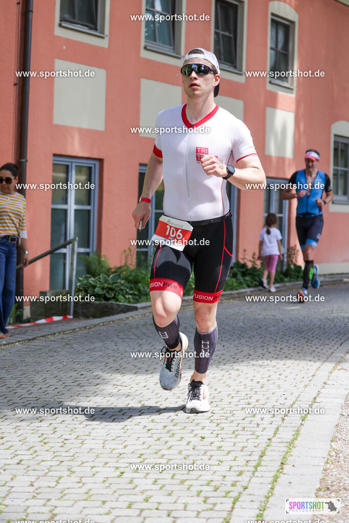 KSZ_6869 | Stadttriathlon Erding 2025. #yourpictrs #sportshot_your_pictrs @Sportshotphotography #stadttriathlonerding Copyright: www.sportshot.de