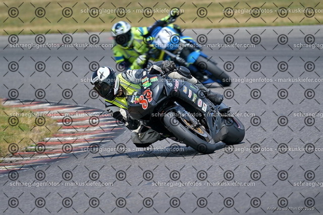 25bt04-1283 | markuskiefer.com - Realisiert mit Pictrs.com