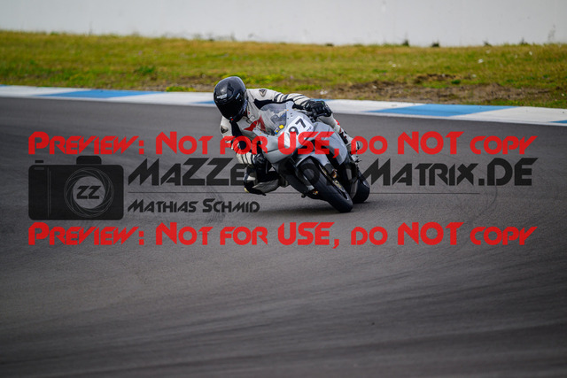 MaZZes_Fotomatrix_20250421_6007705_3267 | GELB