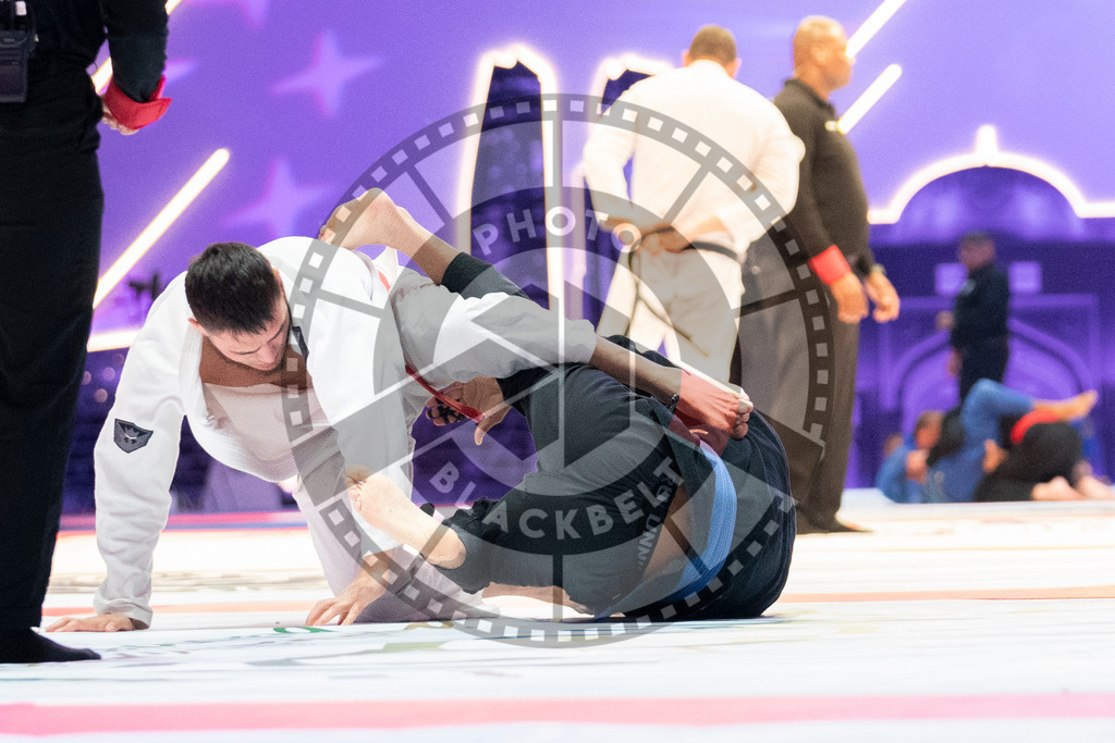 20231106PBB2211 | Fighters compete during the AJP World Master Championship in the Mubadala Arena in Abu Dhabi, Arab United Emirates, on November 6, 2023.