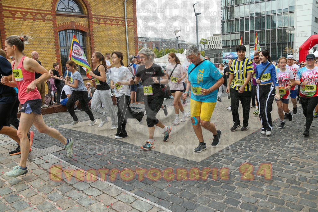 250920_1300_EX1_3770 | Sportfotografie im Rhein-Sieg Kreis, Köln, Bonn, NRW, Rheinland Pfalz, Hessen, etc. Unser Tätigkeitsfeld umfasst den Laufsport vom Volkslauf über den Marathon, Duathlon, Triathon bis zum Ultralauf wie Kölnpfad Ultra oder Schindertrail.