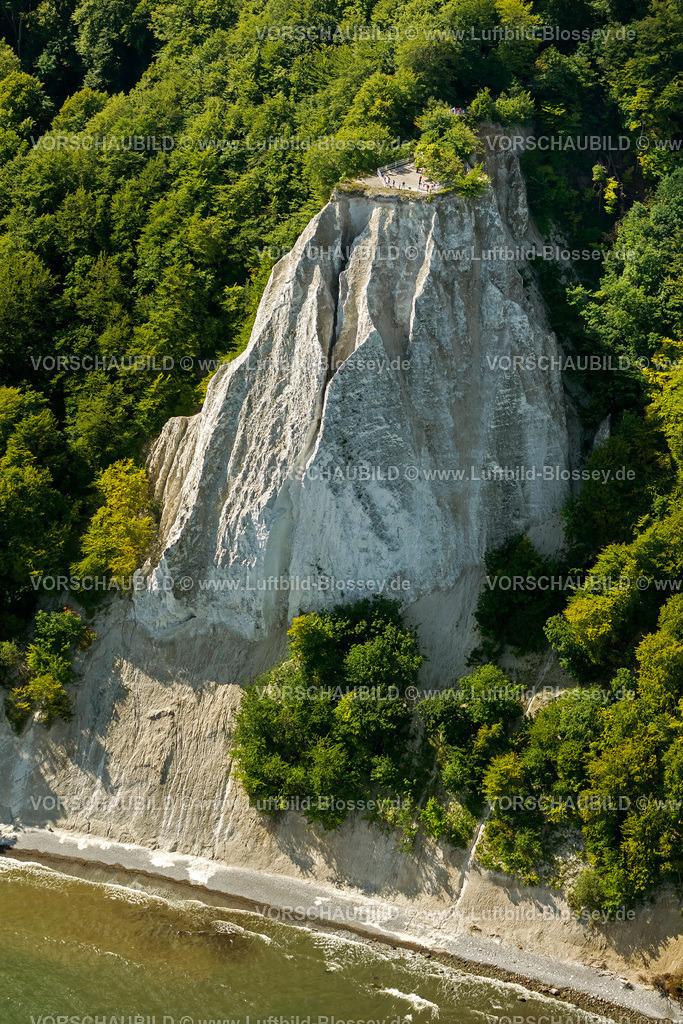 Ruegen12083146JasmundKoenigsstuhl | Luftbild, Kreidefelsen, Nationalpark Jasmund, Grosse Stubbenkammer, Kleind Stubbenkammer, Königsstuhl, Aussichtsplattform,  Sassnitz, Insel Rügen, Mecklenburg-Vorpommern, Deutschland, Europa