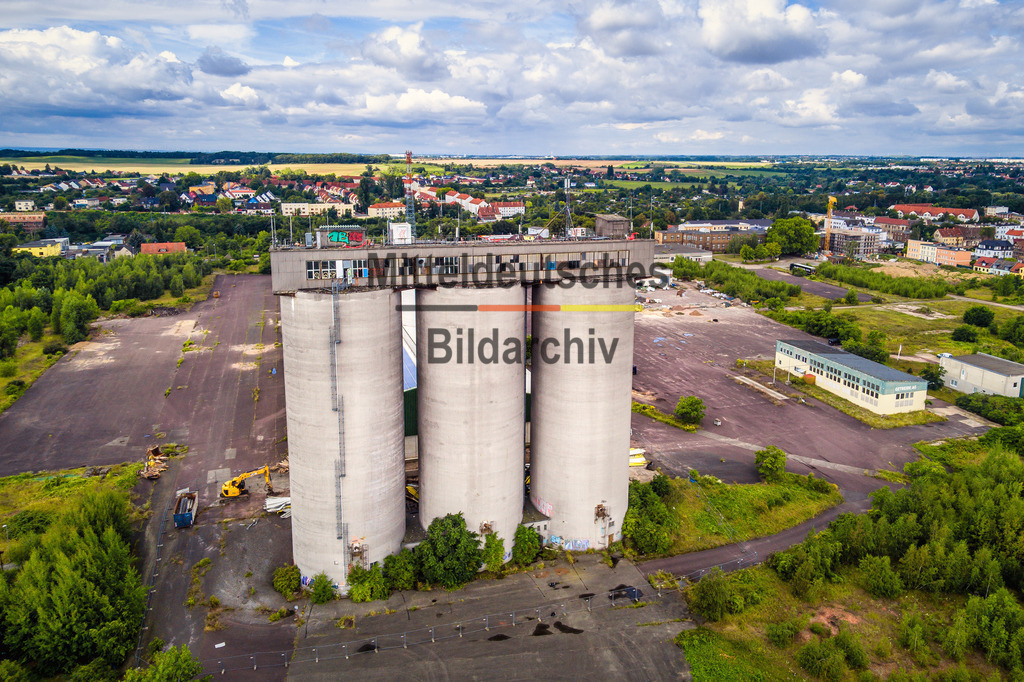 Magdeburg_Industrie_Fahlberg_List_3_Silos-0008 | Fahlberg List - Realisiert mit Pictrs.com