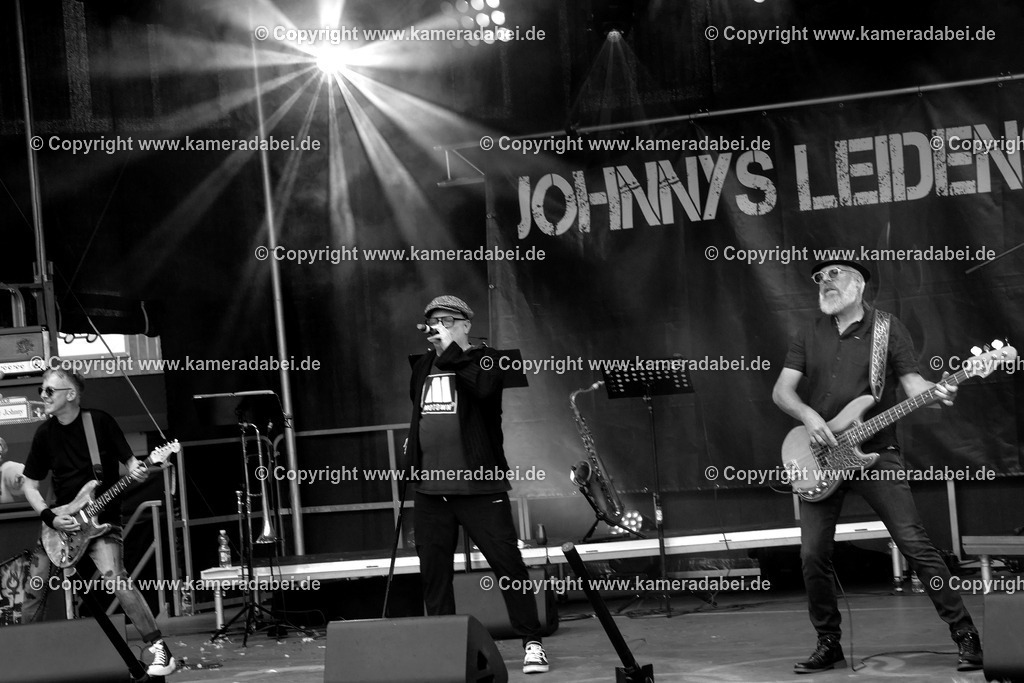 29.08.2025 Johnnys Leidenschaft bei den DIN Tagen 2025 | 29.08.2025 Johnnys Leidenschaft gibt auf der Altmarktbühne in Dinslaken bei den DIN Tagen 2025 ein Konzert. - Realisiert mit Pictrs.com