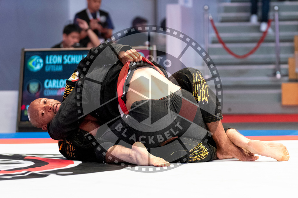 20231107PBB4218 | Fighters compete during the AJP World Master Championship in the Mubadala Arena in Abu Dhabi, Arab United Emirates, on November 7, 2023.