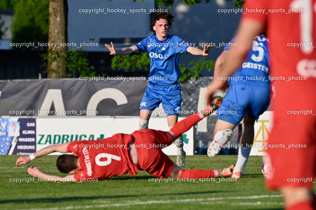 SAK vs. SC ST. Veit | #9 Julian Brandstätter SC St.Veit, #17 Jan Sasa Ogris-Martic SAK, SAK vs. SC ST. Veit, SAK vs. SC ST. Veit am 30.04.2025 in Klagenfurt (Sportpark Welzenegg), Austria, (Photo by Bernd Stefan)