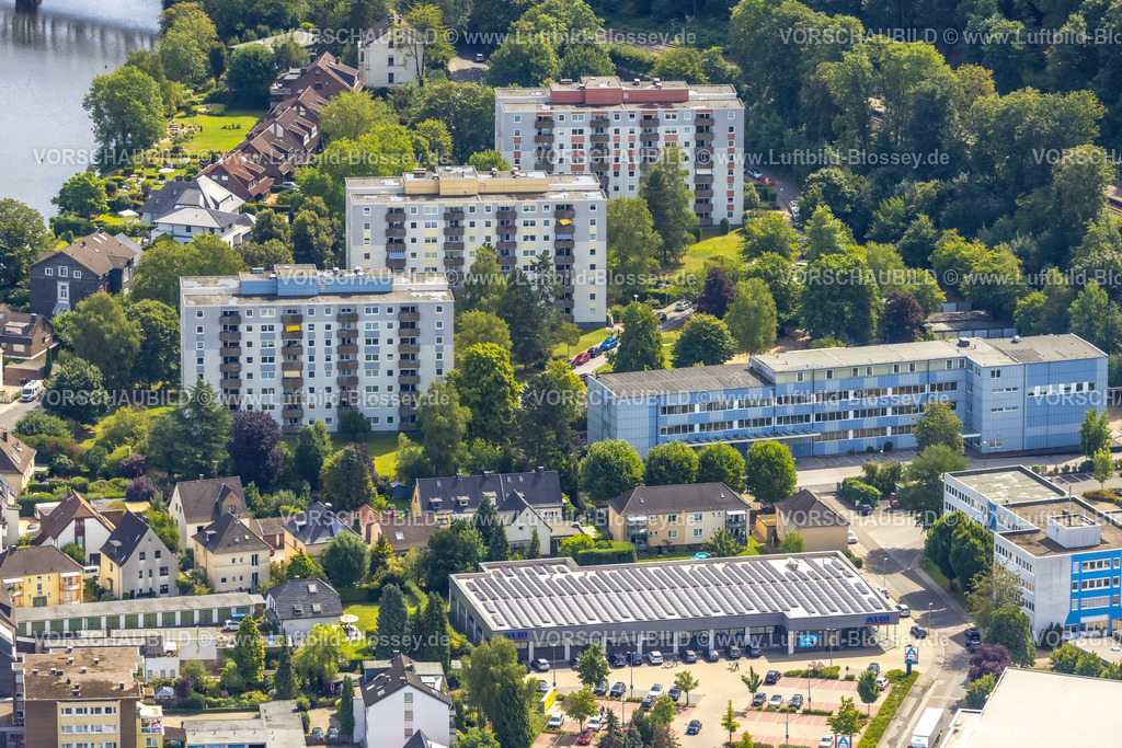 Essen220802805Kettwig | Luftbild, Hochhäuser Werdener Straße, Innogy Metering Gmbh, Aldi Supermarkt mit Solardach, Kettwig, Essen, Ruhrgebiet, Nordrhein-Westfalen, Deutschland