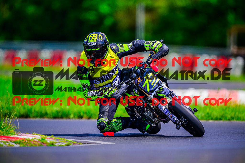 MaZZes_FotoMatrix_240604_6007705_3477 | Fotograf Mathias Schmid
Sportfotograf,
Eventfotograf,
Hochzeitsfotograf,
Portraitfotograf