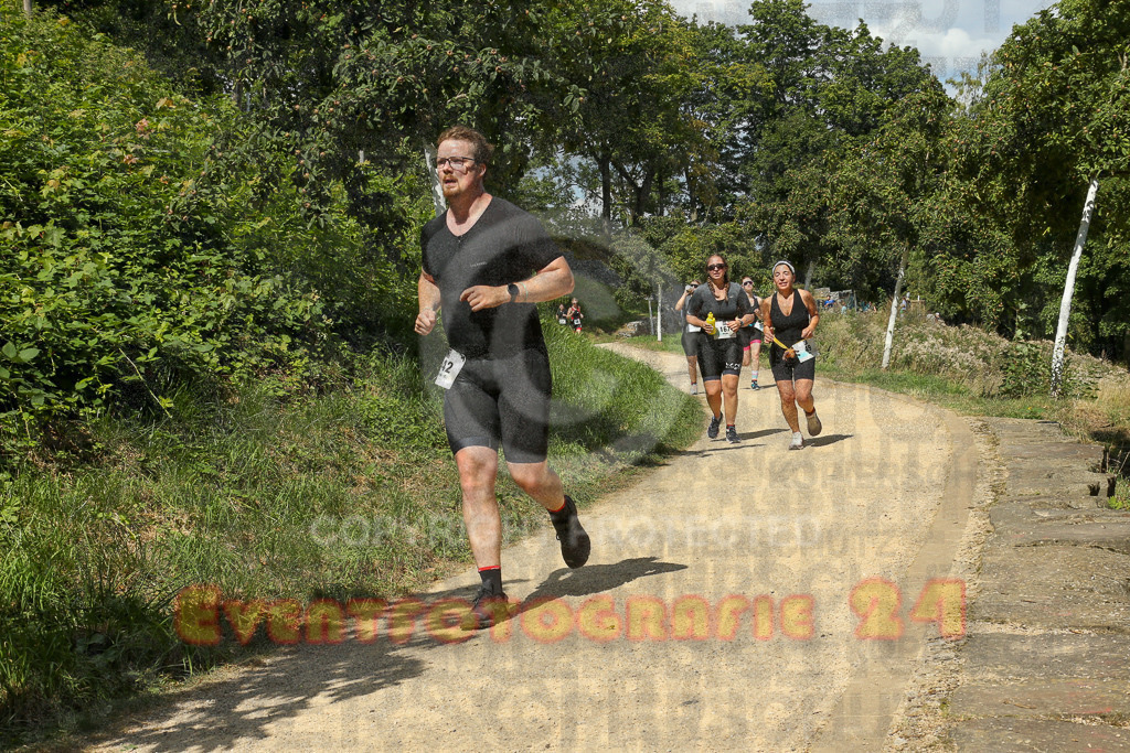 250824_1241_EX1_0222 | Sportfotografie im Rhein-Sieg Kreis, Köln, Bonn, NRW, Rheinland Pfalz, Hessen, etc. Unser Tätigkeitsfeld umfasst den Laufsport vom Volkslauf über den Marathon, Duathlon, Triathon bis zum Ultralauf wie Kölnpfad Ultra oder Schindertrail.