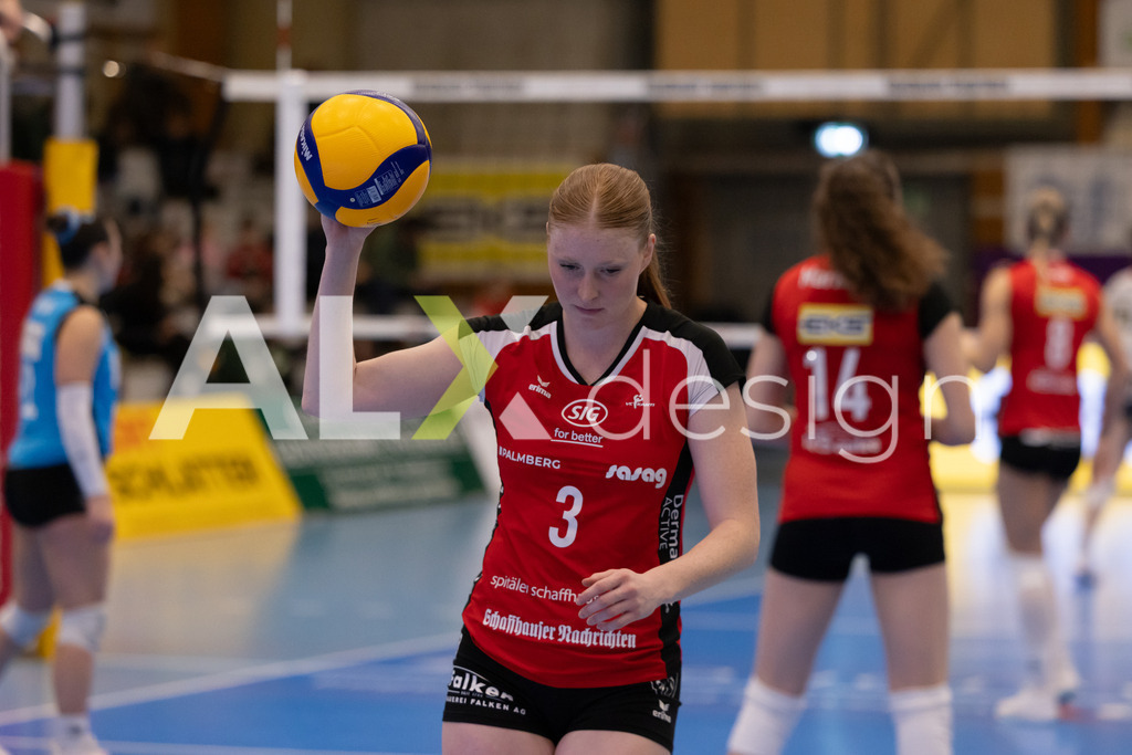 Volleyball I Frauen I Saison 2025-2026 I Volleyball NLA | Women I 1/4 Finals I VC Kanti Schaffhausen - BIWI Volleyball Franches-Montagnes I 21.02.2026 | 3 Sydney Cole (USA) (VC Kanti Schaffhausen) – Pass / Zuspiel - Realisiert mit Pictrs.com